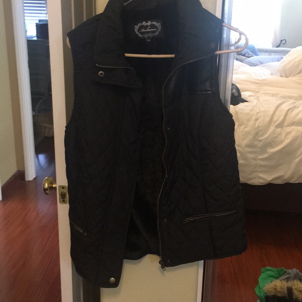 Puffy vest